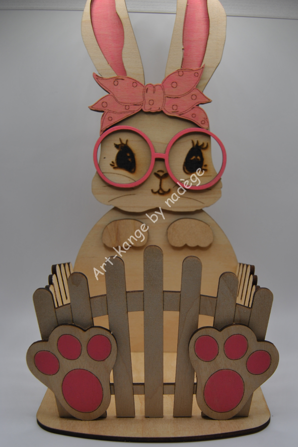 Panier lapin de Pâques modèle lapine.