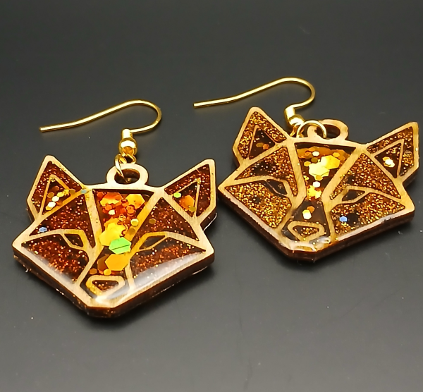 Boucles d’oreilles bois et résine modèle renard